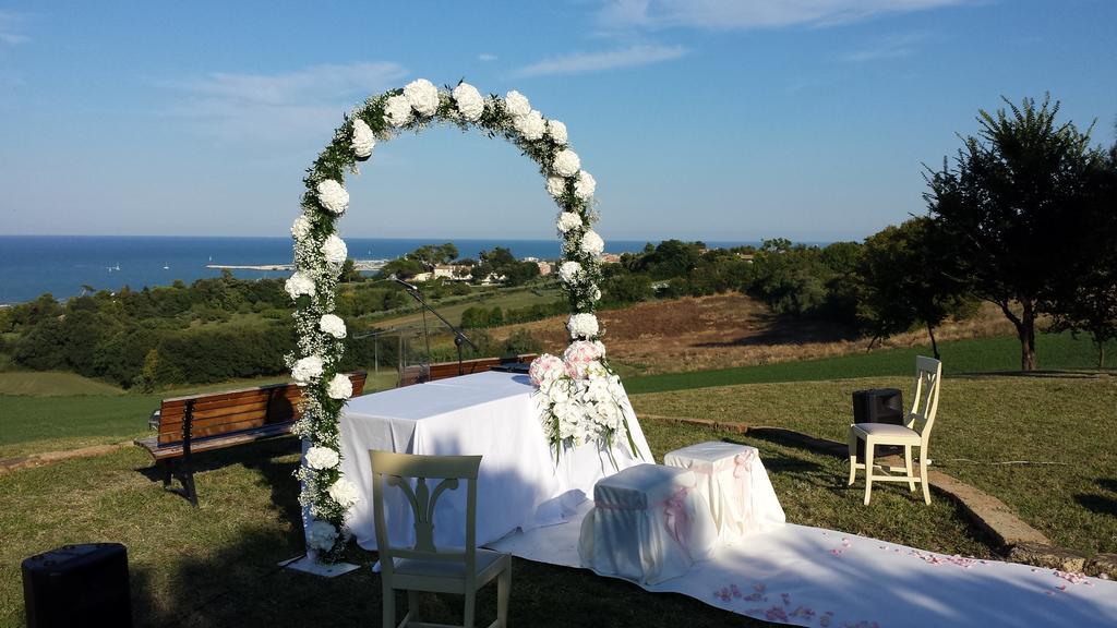 הוילה פאנו Ristorante Country House Isolabelgatto מראה חיצוני תמונה