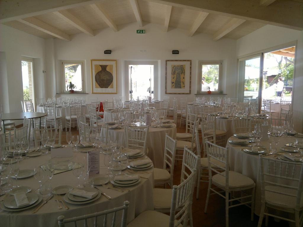 הוילה פאנו Ristorante Country House Isolabelgatto מראה חיצוני תמונה