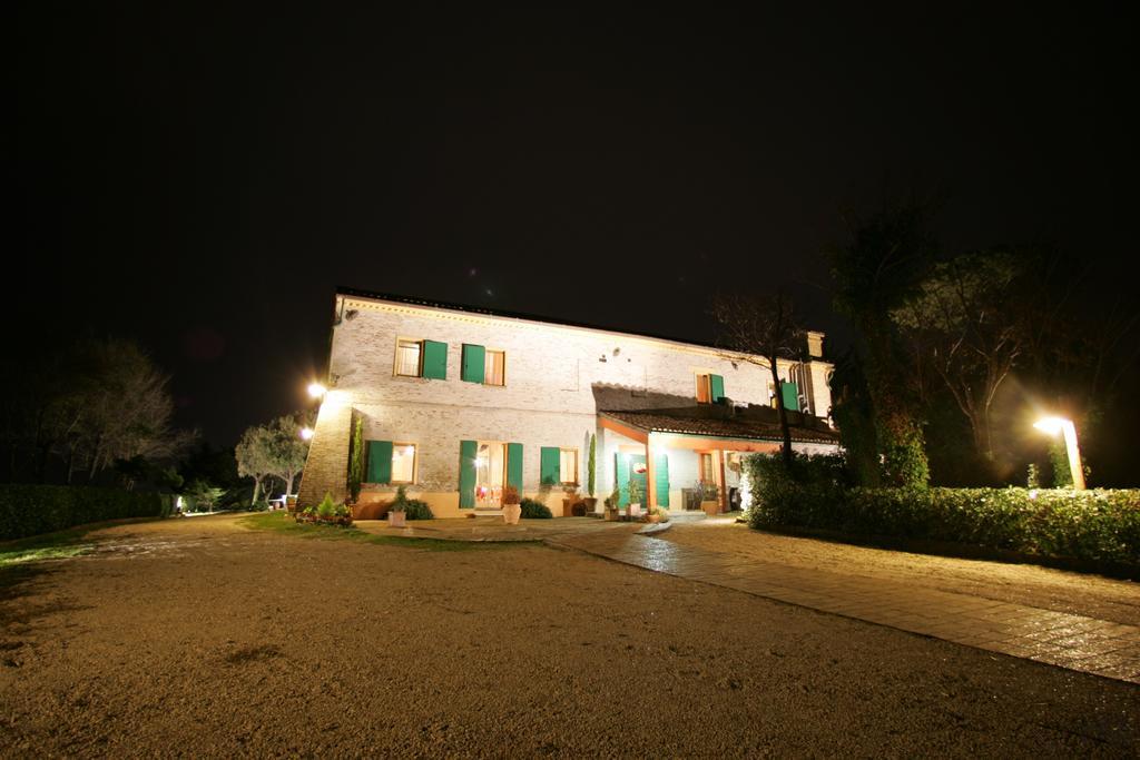 הוילה פאנו Ristorante Country House Isolabelgatto מראה חיצוני תמונה